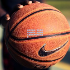 德天空独家，拜仁慕尼黑战略转向，明夏锋线引援暂未锁定弗拉霍维奇