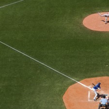 极限运动热潮席卷全球，运动员挑战人类体能新巅峰