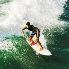 勇士啃老重蹈覆辙？37岁库里尽力了，巴特勒效应消失