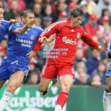 法国名将拉维勒涅刷新撑杆跳赛季最佳 剑指巴黎奥运金牌