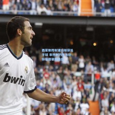 西蒙斯传射建功斩获处子球 率热刺力克布伦特福德荣膺最佳